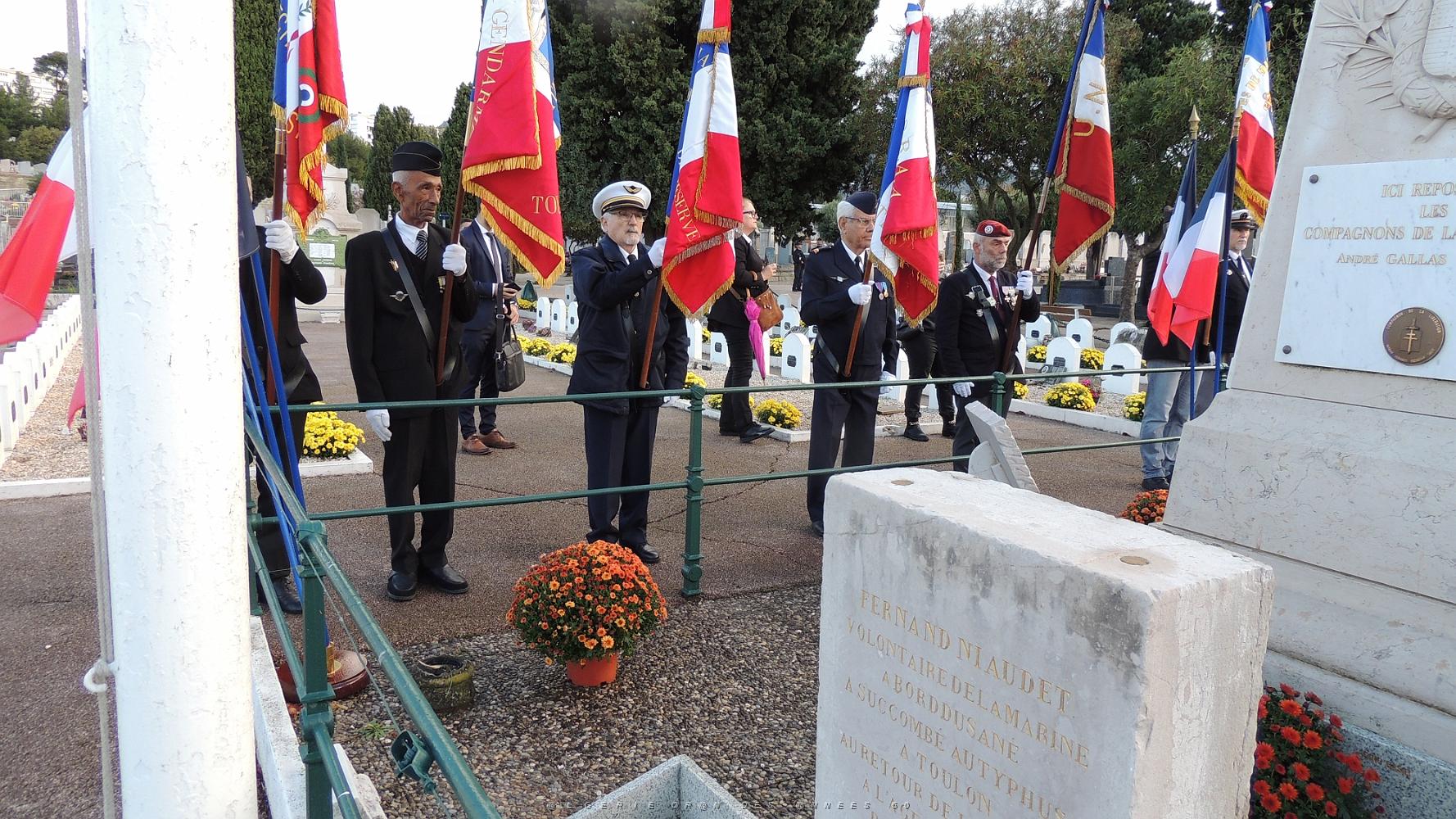 2022 11 01 TOULON HOMMAGE AUX MORTS POUR LA FRANCE CIVILS ET MILITAIRES (14).jpg